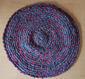 Handmade Braided Coaster Grey Red Tartan